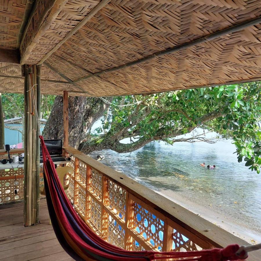 Borbon'S Treehouse By The Sea Bed & Breakfast Mambajao Exterior photo